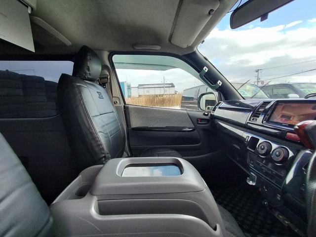 ハイエースバン ロングスーパーGL 4WD 本州仕入れ 新品シートカバー 社外SDナビ フルセグ バックカメラ フリップダウンモニター(69枚目)