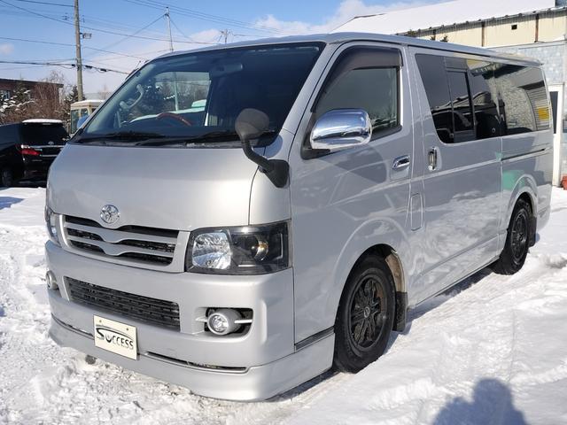 ハイエースバン ロングスーパーGL 4WD 本州仕入れ 社外アルミ 純正SDナビ 新品シートカバー LEDテール 社外ヘッドライト(3枚目)