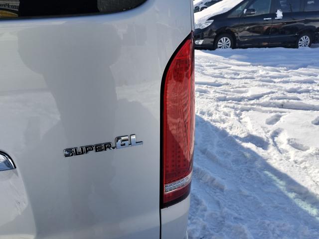 ハイエースバン ロングスーパーGL 4WD 本州仕入れ 社外アルミ 純正SDナビ 新品シートカバー LEDテール 社外ヘッドライト(11枚目)