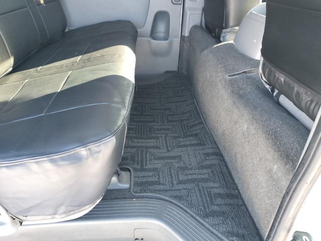 ハイエースバン ロングスーパーGL 4WD 本州仕入れ 社外アルミ 純正SDナビ 新品シートカバー LEDテール 社外ヘッドライト(27枚目)