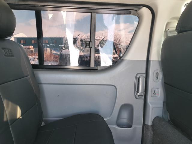 ハイエースバン ロングスーパーGL 4WD 本州仕入れ 社外アルミ 純正SDナビ 新品シートカバー LEDテール 社外ヘッドライト(28枚目)