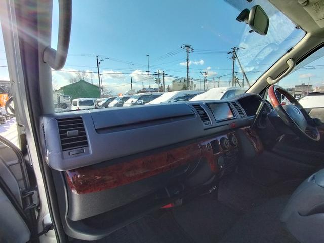 ハイエースバン ロングスーパーGL 4WD 本州仕入れ 社外アルミ 純正SDナビ 新品シートカバー LEDテール 社外ヘッドライト(38枚目)