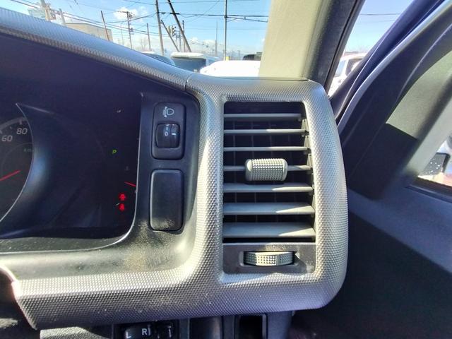 ハイエースバン ロングスーパーGL 4WD 本州仕入れ 社外アルミ 純正SDナビ 新品シートカバー LEDテール 社外ヘッドライト(60枚目)