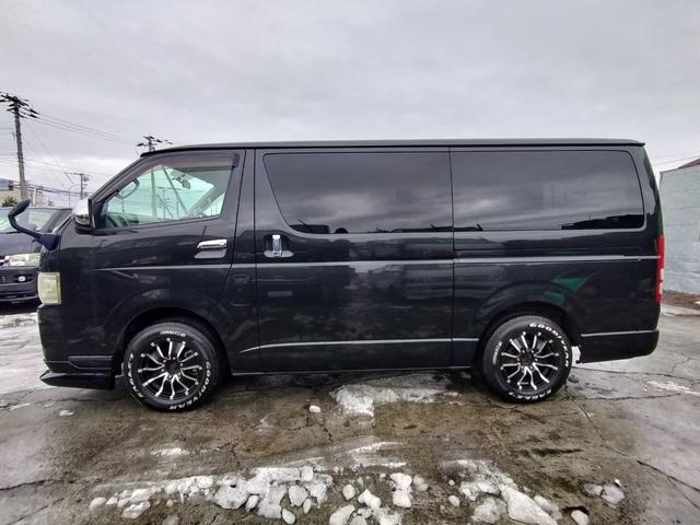 ハイエースバン ロングスーパーＧＬ　４ＷＤ　本州仕入れ　新品シートカバー　社外アルミ　ホワイトレター　社外ＳＤナビ　フルセグ　バックカメラ（6枚目）