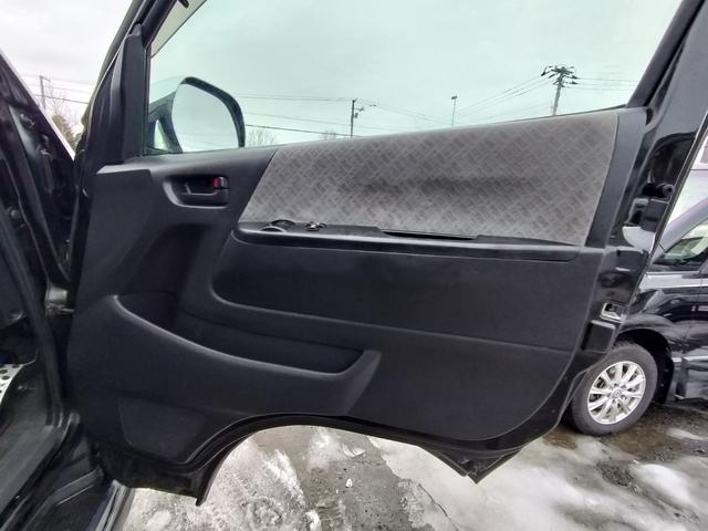 ハイエースバン ロングスーパーＧＬ　４ＷＤ　本州仕入れ　新品シートカバー　社外アルミ　ホワイトレター　社外ＳＤナビ　フルセグ　バックカメラ（28枚目）