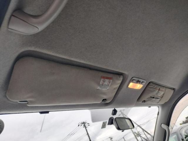 ハイエースバン ロングスーパーＧＬ　４ＷＤ　本州仕入れ　新品シートカバー　社外アルミ　ホワイトレター　社外ＳＤナビ　フルセグ　バックカメラ（34枚目）