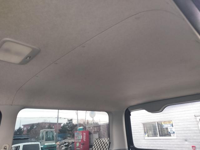 ハイエースバン ロングスーパーＧＬ　４ＷＤ　本州仕入れ　新品シートカバー　社外アルミ　ホワイトレター　社外ＳＤナビ　フルセグ　バックカメラ（40枚目）