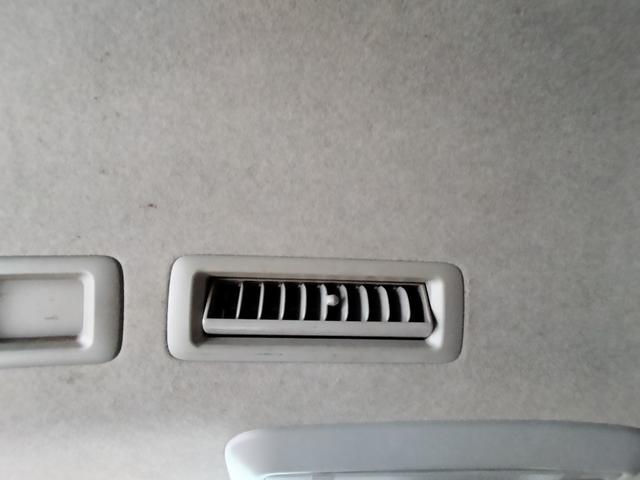 ハイエースバン ロングスーパーＧＬ　４ＷＤ　本州仕入れ　新品シートカバー　社外アルミ　ホワイトレター　社外ＳＤナビ　フルセグ　バックカメラ（47枚目）
