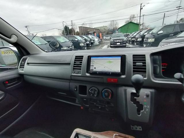 ハイエースバン ロングスーパーＧＬ　４ＷＤ　本州仕入れ　新品シートカバー　社外アルミ　ホワイトレター　社外ＳＤナビ　フルセグ　バックカメラ（53枚目）