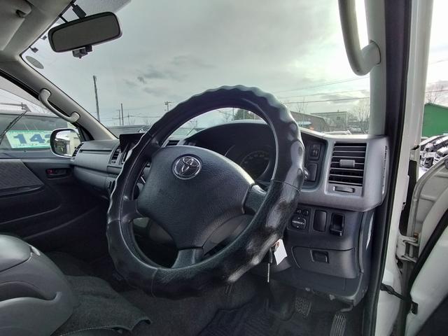 ハイエースバン ロングスーパーＧＬ　４ＷＤ　本州仕入れ　新品シートカバー　純正ＨＤＤナビ　フルセグ　リアヒーター　ＥＴＣ（32枚目）