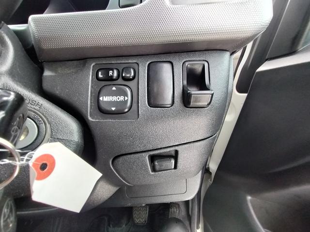 ハイエースバン ロングスーパーＧＬ　４ＷＤ　本州仕入れ　新品シートカバー　純正ＨＤＤナビ　フルセグ　リアヒーター　ＥＴＣ（53枚目）