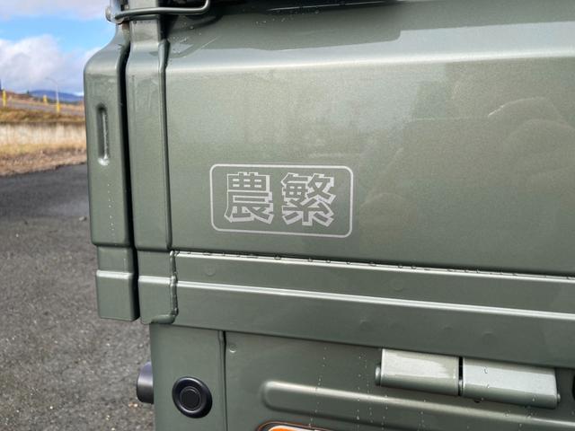 キャリイトラック KCエアコン・パワステ農繁仕様 4WD 届出済未使用車 4AT LEDヘッドランプ 衝突被害軽減システム 強化リアサスペンション クリアランスソナー レーンアシスト アイドリングストップ ESC パワーウィンドウ(18枚目)