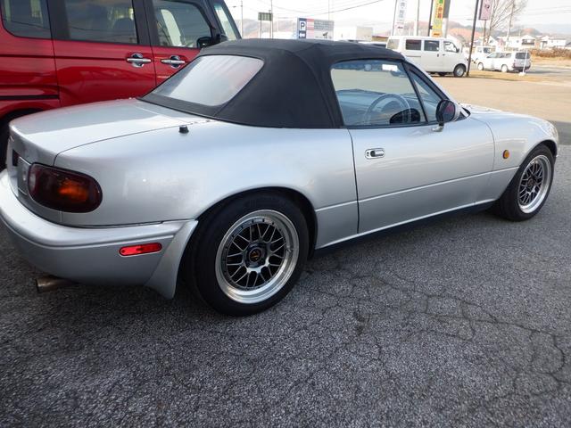 ユーノスロードスター Vスペシャル 5MT フルタップ車高調 LSD(4枚目)