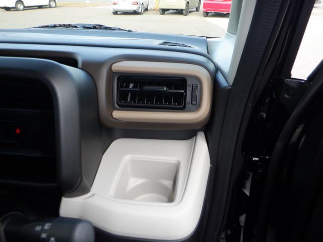 スペーシア ハイブリッドＧ　シートヒーター　スズキセーフティーサポート　ＬＥＤヘッドライト　４ＷＤ（13枚目）