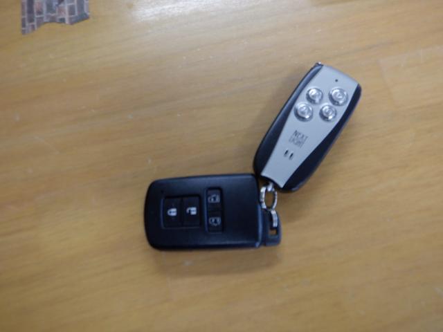 アルファード 2.5S 4WD 寒冷地仕様 純正コネクトナビバックカメラ フィリップダウンモニター 両側電動スライドドア LEDヘッドライト ワンオーナー エンジンスタータ 新品18インチアルミ冬タイヤ 5年間走行無制限保証(19枚目)