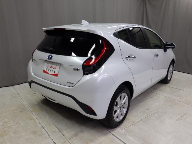 アクア Ｚ　４ＷＤ　フルセグ　メモリーナビ　バックカメラ　衝突被害軽減システム　ＥＴＣ　ドラレコ　ＬＥＤヘッドランプ　ワンオーナー（4枚目）