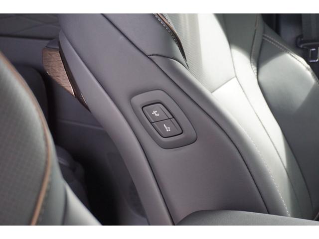 アルファード Ｚ　４ＷＤ　ワンオーナー　革シート　純正１４インチメモリナビ　Ｂｌｕｅｔｏｏｔｈ　フルセグＴＶ　全周囲カメラ　１２インチフリッピダウンモニター　エンジンスターター　ＥＴＣ　ドライブレコーダー　夏冬タイヤ（24枚目）