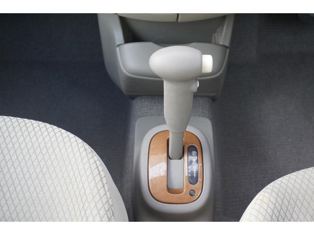 マーチ ラフィート　４ＷＤ４ＷＤ　純正オーディオ　夏冬タイヤ有り　エンジンスターター　ドアバイザー（19枚目）