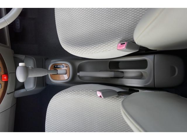 マーチ ラフィート　４ＷＤ４ＷＤ　純正オーディオ　夏冬タイヤ有り　エンジンスターター　ドアバイザー（20枚目）