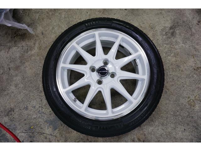スイフト XL-DJE 4WD フォグランプ 電動格納ミラー 寒冷地仕様 シートヒーター 革巻きステアリング スマートキー ドアバイザー エアロ リヤスポイラー 夏タイヤ社外アルミ 冬タイヤ社外アルミ付き(4枚目)