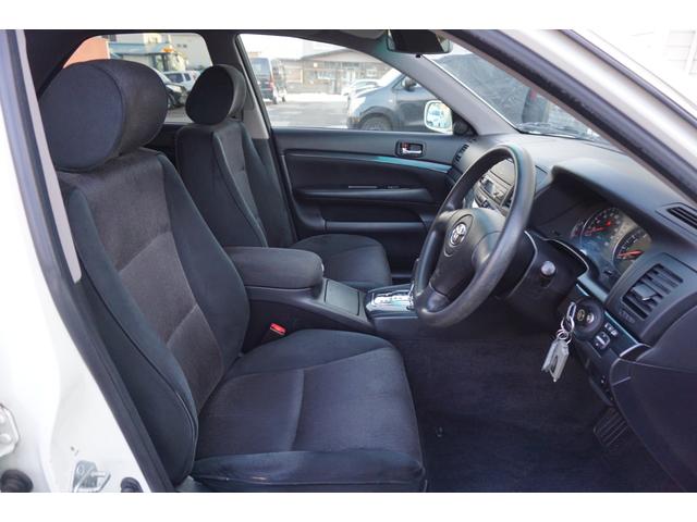 マークIIブリット ２．０ｉＲ　Ｆｏｕｒ　Ｊエディション　ワンオーナー　４ＷＤ　フォグランプ　電動格納ミラー　キーレスキー　エンジンスターター　ＥＴＣ　夏タイヤ純正アルミホイール　冬タイヤ社外アルミホイール（22枚目）