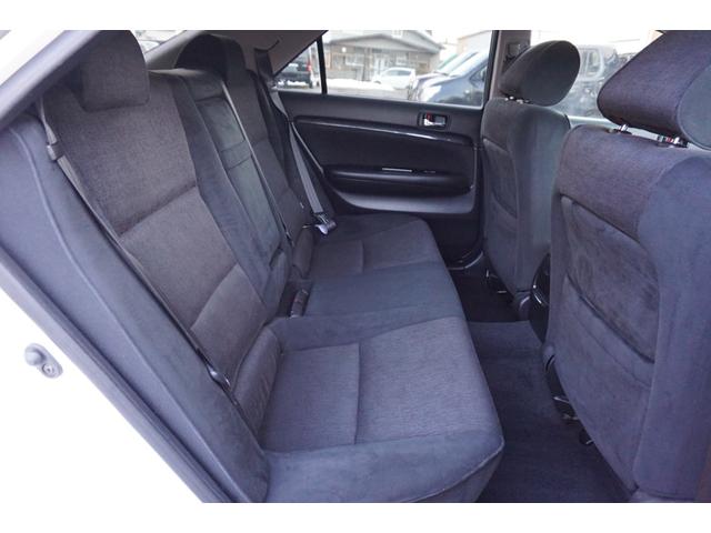 マークIIブリット ２．０ｉＲ　Ｆｏｕｒ　Ｊエディション　ワンオーナー　４ＷＤ　フォグランプ　電動格納ミラー　キーレスキー　エンジンスターター　ＥＴＣ　夏タイヤ純正アルミホイール　冬タイヤ社外アルミホイール（24枚目）