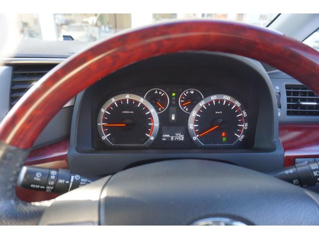 ヴェルファイア ２．４Ｚ　４ＷＤ　エクリプス製ＨＤＤナビ　Ｂｌｕｅｔｏｏｔｈ　フルセグＴＶ　バックカメラ　リアモニター　夏冬タイヤ　ＥＴＣ　エンジンスターター　ＨＩＤヘッドライト　オートライト　フォグランプ（17枚目）