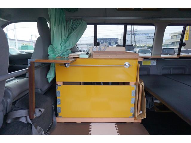 �������̉摜�ł���|���v�̃X�C�b�`�Ȃǂ�����܂��B