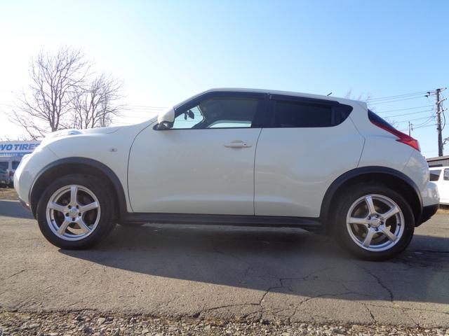 ジューク １６ＧＴ　ＦＯＵＲ　４ＷＤ　純正メモリーナビＴＶ　バックカメラ　Ｂｌｕｅｔｏｏｔｈ接続　純正エンジンスターター　切替式４ＷＤ　駐車監視モード付前後ドライブレコーダー　キセノンライト　電動格納式ミラー　横滑り防止機能（13枚目）