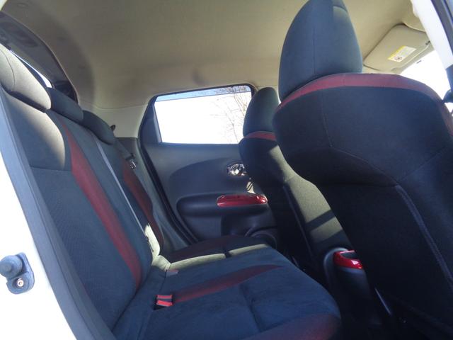 ジューク １６ＧＴ　ＦＯＵＲ　４ＷＤ　純正メモリーナビＴＶ　バックカメラ　Ｂｌｕｅｔｏｏｔｈ接続　純正エンジンスターター　切替式４ＷＤ　駐車監視モード付前後ドライブレコーダー　キセノンライト　電動格納式ミラー　横滑り防止機能（17枚目）