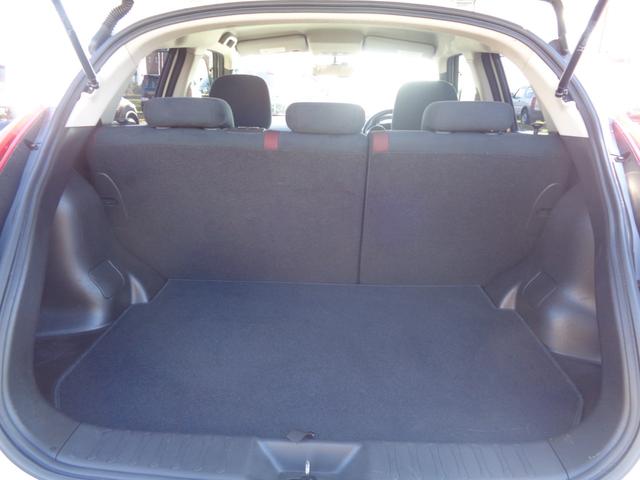 ジューク １６ＧＴ　ＦＯＵＲ　４ＷＤ　純正メモリーナビＴＶ　バックカメラ　Ｂｌｕｅｔｏｏｔｈ接続　純正エンジンスターター　切替式４ＷＤ　駐車監視モード付前後ドライブレコーダー　キセノンライト　電動格納式ミラー　横滑り防止機能（18枚目）