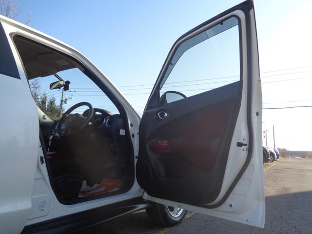 ジューク １６ＧＴ　ＦＯＵＲ　４ＷＤ　純正メモリーナビＴＶ　バックカメラ　Ｂｌｕｅｔｏｏｔｈ接続　純正エンジンスターター　切替式４ＷＤ　駐車監視モード付前後ドライブレコーダー　キセノンライト　電動格納式ミラー　横滑り防止機能（36枚目）