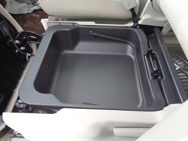 スペーシア G 4WD 夏タイヤ積込 両側スライドドア エンジンスターター アイドリングストップ フロント席シートヒーター ドアミラーヒーター USB接続 盗難警報装置 Xリミテッド専用グリル フロントスポイラー(36枚目)