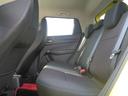 左から見た後部座席♪
