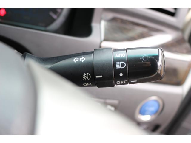 ヴェルファイアハイブリッド ＺＲ　ＨＶ　４ＷＤ　両側パワースライド　純正ナビフルセグＴＶ　Ｂｌｕｅｔｏｏｔｈ対応　ビルトインＥＴＣ　ファブレス１８インチアルミ　ＬＥＤヘッドライト　バックカメラ　社外Ｅｇスターター（26枚目）