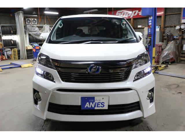 ヴェルファイアハイブリッド ＺＲ　ＨＶ　４ＷＤ　両側パワースライド　純正ナビフルセグＴＶ　Ｂｌｕｅｔｏｏｔｈ対応　ビルトインＥＴＣ　ファブレス１８インチアルミ　ＬＥＤヘッドライト　バックカメラ　社外Ｅｇスターター（43枚目）