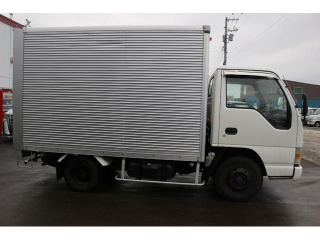 エルフトラック フルフラットローＬＴＤ　４ＷＤ　１．５ｔ　アルミパネルバン　ＡＴ　４ＷＤ　バックカメラ　夏冬タイヤ　積載１．５ｔ　長さ４７８ｃｍ幅１７３ｃｍ高さ２７１ｃｍ　荷台内寸法３０１×１６０×１８５ｃｍ（8枚目）