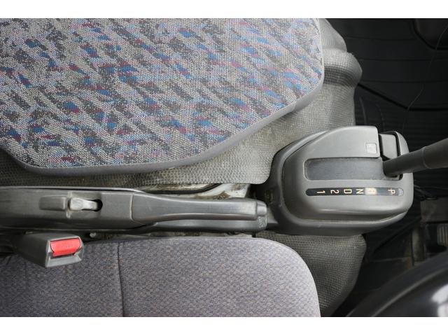 エルフトラック フルフラットローＬＴＤ　４ＷＤ　１．５ｔ　アルミパネルバン　ＡＴ　４ＷＤ　バックカメラ　夏冬タイヤ　積載１．５ｔ　長さ４７８ｃｍ幅１７３ｃｍ高さ２７１ｃｍ　荷台内寸法３０１×１６０×１８５ｃｍ（19枚目）