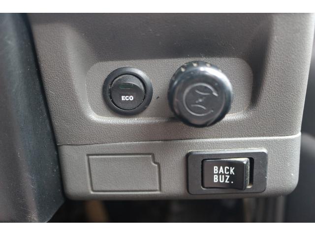 エルフトラック フルフラットローＬＴＤ　４ＷＤ　１．５ｔ　アルミパネルバン　ＡＴ　４ＷＤ　バックカメラ　夏冬タイヤ　積載１．５ｔ　長さ４７８ｃｍ幅１７３ｃｍ高さ２７１ｃｍ　荷台内寸法３０１×１６０×１８５ｃｍ（26枚目）