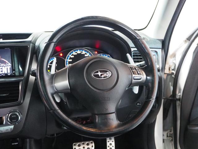 2.5i-Sアルカンターラセレクション 4WD スカイルーフ メモリーナビ 地デジTV バックモニター 後席用モニター スマートキー プッシュスタート クルーズコントロール ワイパーデアイサー 18AW 7人乗り 1年間保証・走行距離無制限(34枚目)