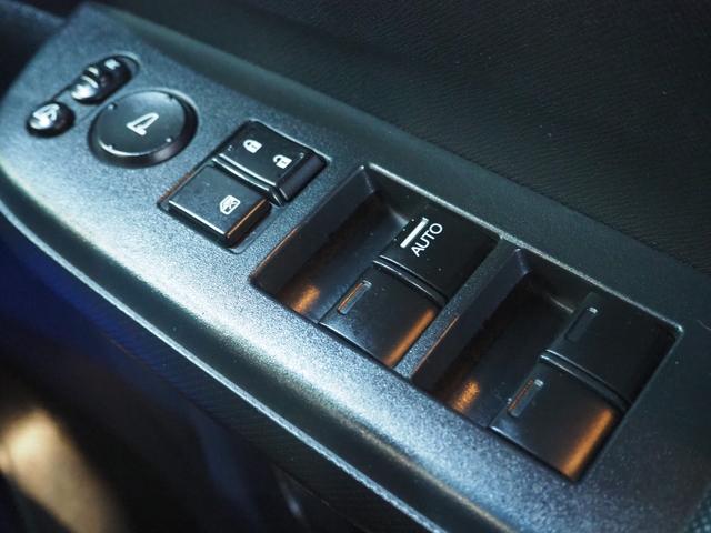 ステップワゴンスパーダ Ｚ　クールスピリット　４ＷＤ　純正９型インターナビ　地デジＴＶ　バックモニター　ビルトインＥＴＣ　両側パワースライドドア　クルーズコントロール　パドルシフト　スマートキー　エンジンスターター　１年間保証・走行距離無制限（41枚目）