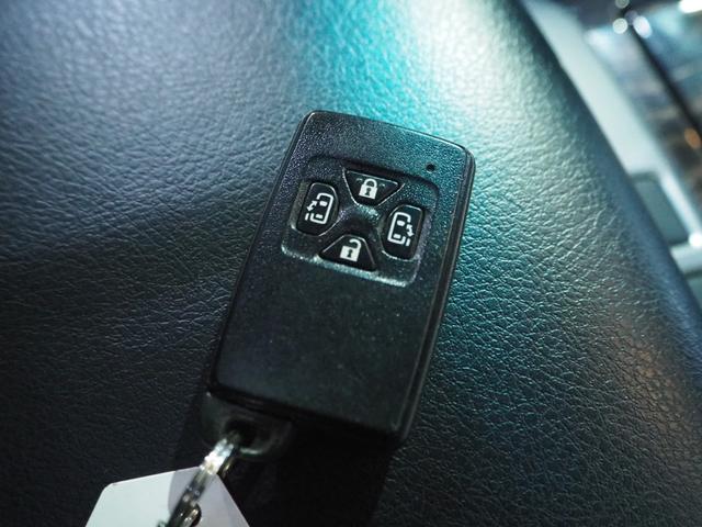 ヴェルファイアハイブリッド ZR 4WD モデリスタエアロ 20AW 社外足廻り メモリーナビ 地デジTV Bluetooth ETC バックモニター 後席フリップダウンモニター 両側パワースライドドア 1年間保証・走行距離無制限(41枚目)