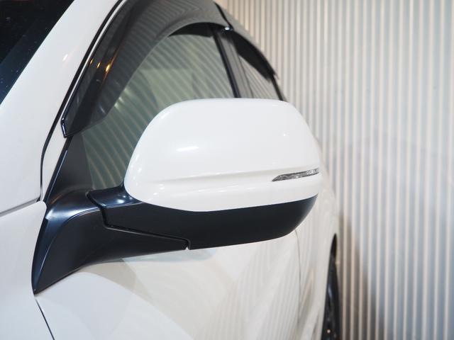 ヴェゼル ハイブリッドＺ・ホンダセンシング　４ＷＤ　エアロ　１８ＡＷ　ハーフレザーシート　メモリーナビ　地デジ　Ｂｌｕｅｔｏｏｔｈ　バックモニター　ＥＴＣ　ドライブレコーダー　エンジンスターター　ワイパーデアイサー　１年間保証・走行距離無制限（9枚目）