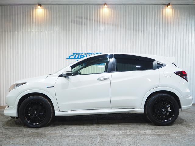 ヴェゼル ハイブリッドＺ・ホンダセンシング　４ＷＤ　エアロ　１８ＡＷ　ハーフレザーシート　メモリーナビ　地デジ　Ｂｌｕｅｔｏｏｔｈ　バックモニター　ＥＴＣ　ドライブレコーダー　エンジンスターター　ワイパーデアイサー　１年間保証・走行距離無制限（11枚目）