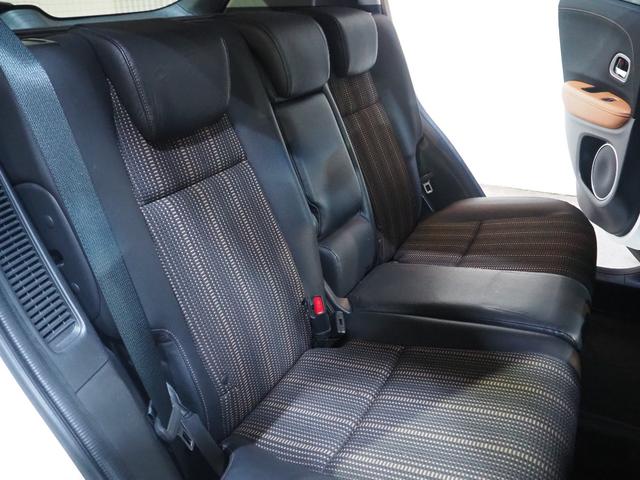 ヴェゼル ハイブリッドＺ・ホンダセンシング　４ＷＤ　エアロ　１８ＡＷ　ハーフレザーシート　メモリーナビ　地デジ　Ｂｌｕｅｔｏｏｔｈ　バックモニター　ＥＴＣ　ドライブレコーダー　エンジンスターター　ワイパーデアイサー　１年間保証・走行距離無制限（49枚目）