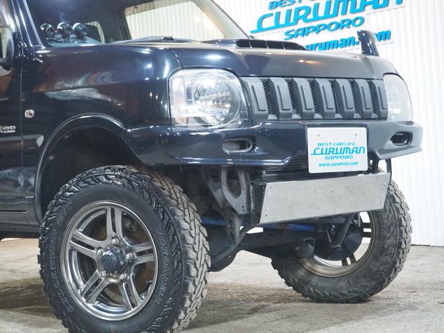 ジムニー クロスアドベンチャーＸＣ　４ＷＤ　リフトアップ　５速マニュアル　社外マフラー　フロント・リア社外バンパー　社外テール　ＨＩＤヘッドライト　スキッドプレート　ブースト計（2枚目）