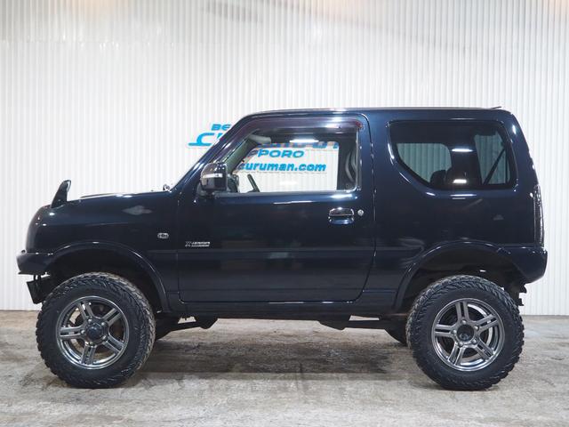 ジムニー クロスアドベンチャーＸＣ　４ＷＤ　リフトアップ　５速マニュアル　社外マフラー　フロント・リア社外バンパー　社外テール　ＨＩＤヘッドライト　スキッドプレート　ブースト計（10枚目）