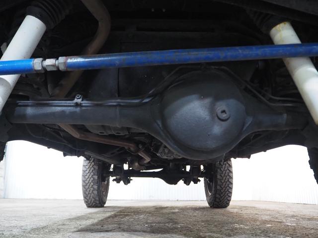 ジムニー クロスアドベンチャーＸＣ　４ＷＤ　リフトアップ　５速マニュアル　社外マフラー　フロント・リア社外バンパー　社外テール　ＨＩＤヘッドライト　スキッドプレート　ブースト計（16枚目）