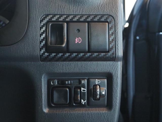 ジムニー クロスアドベンチャーＸＣ　４ＷＤ　リフトアップ　５速マニュアル　社外マフラー　フロント・リア社外バンパー　社外テール　ＨＩＤヘッドライト　スキッドプレート　ブースト計（37枚目）