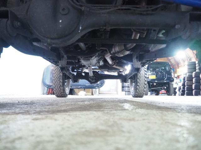 ジムニー クロスアドベンチャーＸＣ　４ＷＤ　リフトアップ　５速マニュアル　社外マフラー　フロント・リア社外バンパー　社外テール　ＨＩＤヘッドライト　スキッドプレート　ブースト計（51枚目）
